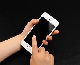 長時間のスマホ イメージ